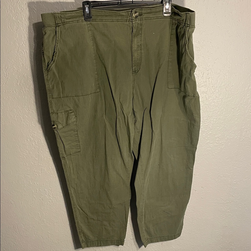 Sonoma Women's Olive Straight Leg Pants
